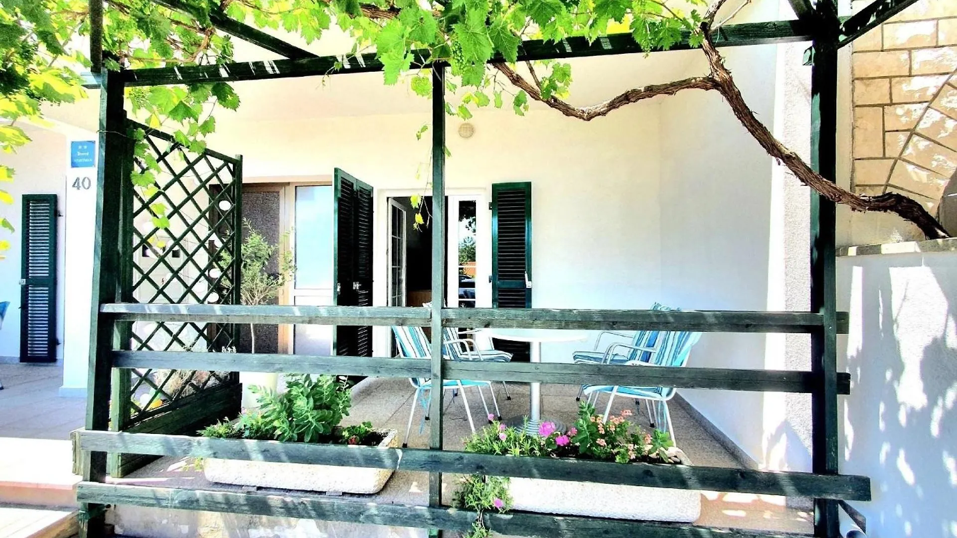 Ferienwohnung Fuer 3 Personen Ca 35 M In Baska, Adriakueste Kroatien Kroatische Inseln